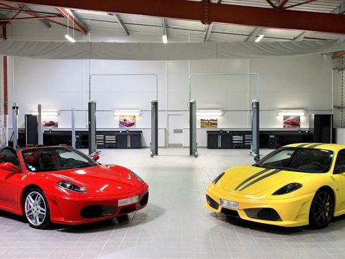Mobilier atelier DEA Maserati Ferrari