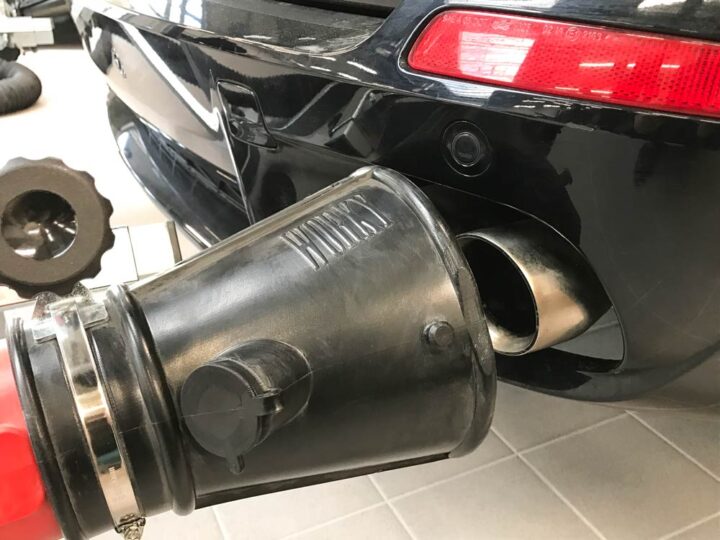 Pourquoi équiper votre atelier d’un système d’aspiration de gaz d’échappement ?