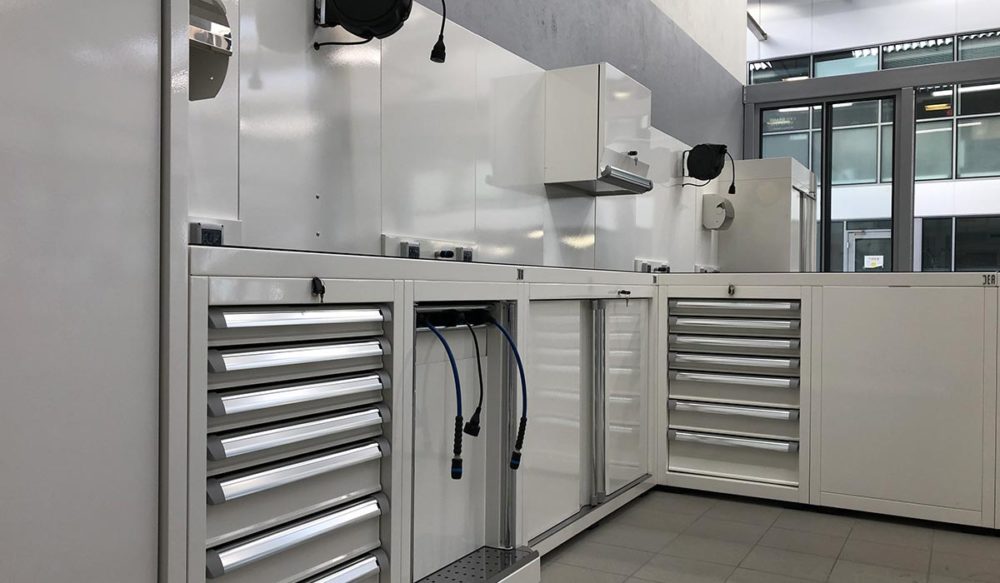 Aménagement atelier Volkswagen - Villers Cotteret - mobilier DEA