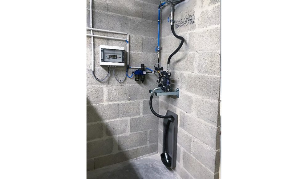Pompe à membre pour aspiration des fluides usés